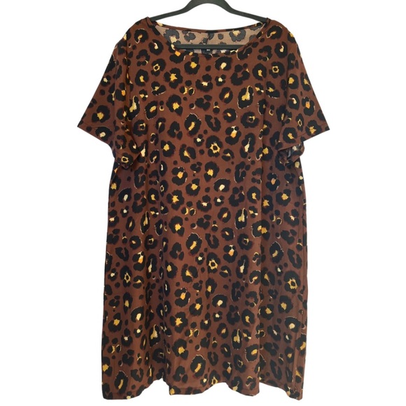 SHEIN Dresses & Skirts - SHEIN Curve women’s Size 3x leopard print tshirt style dress